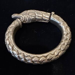 Unusual Vintage Silver-Tone Hinged Snake Bracelet